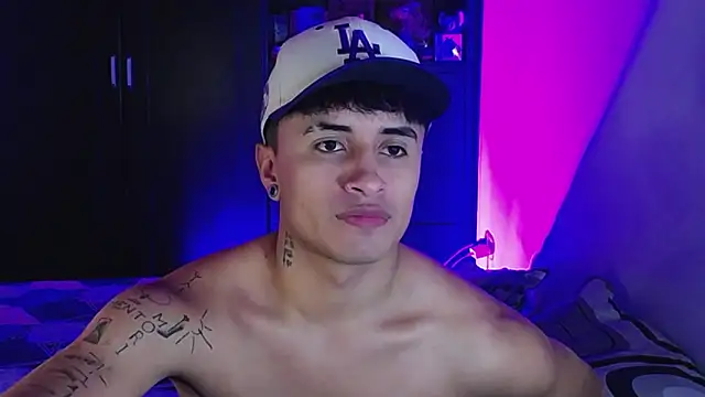 Snapshot of Jhon_Sara chatting on 2, 3, 2026 Jhon Sara online show from 2, 3, 2026