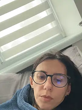 Snapshot of Oliviyalove_ chatting on 13, 6, 2026 Oliviyalove online show from 13, 6, 2026