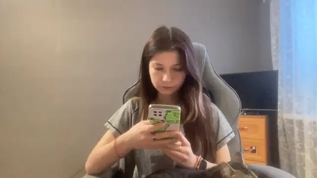 LunnaBliss online show from 7, 3, 2026