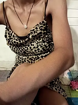slim figure08 online show from 27, 4, 2026