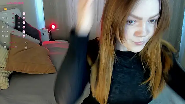 Snapshot of SunFlowerHoney chatting on 17, 3, 2026 SunFlowerHoney online show from 17, 3, 2026