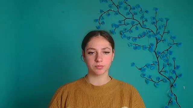 KissMeJulia online show from 8, 4, 2026