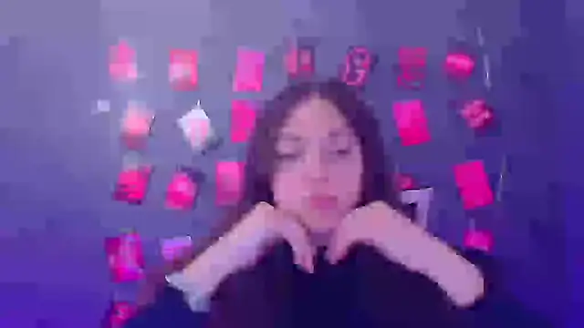 KissMeJulia online show from 25, 3, 2026