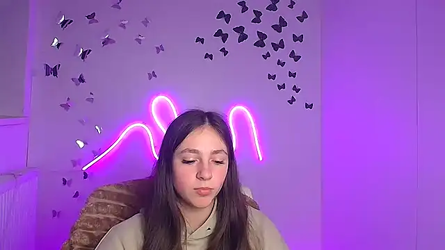 KissMeJulia online show from 18, 4, 2026