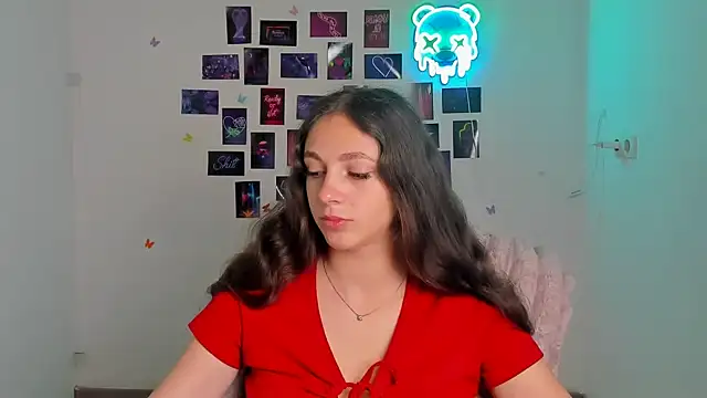 Snapshot of KissMeJulia chatting on 21, 7, 2026 KissMeJulia online show from 21, 7, 2026