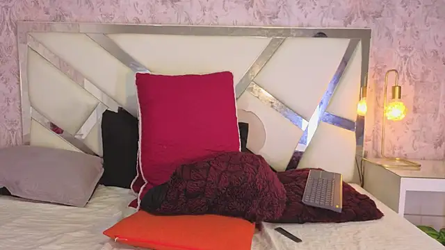 salo love online show from 31, 3, 2026