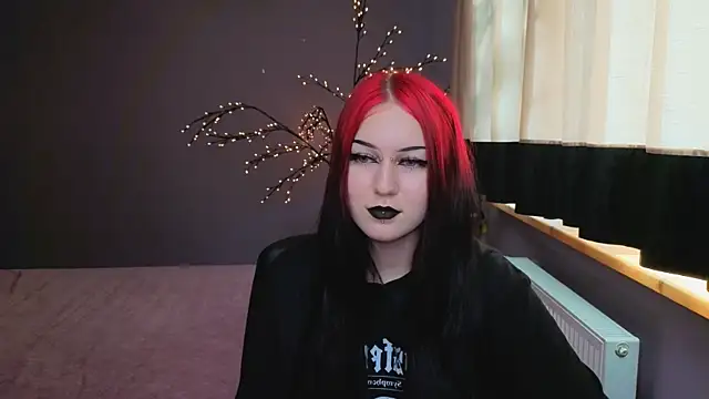 Snapshot of ElizabethVamp chatting on 1, 7, 2026 ElizabethVamp online show from 1, 7, 2026