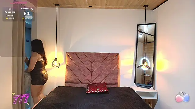 Sofi Blake   online show from 13, 3, 2026