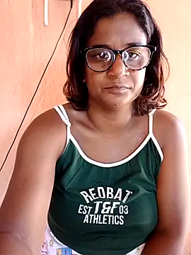 indianstrawberrylips4u online show from 28, 2, 2026