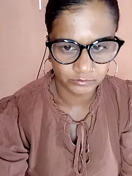 indianstrawberrylips4u online show from 24, 3, 2026