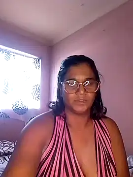 Snapshot of indianstrawberrylips4u chatting on 26, 6, 2026 indianstrawberrylips4u online show from 26, 6, 2026