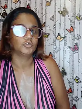 indianstrawberrylips4u online show from 23, 5, 2026
