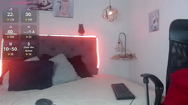 CHERRY DARCK online show from 15, 4, 2026