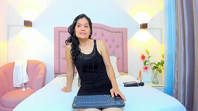 Paulynavera online show from 29, 5, 2026