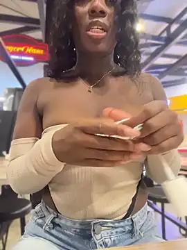 ZarahFerreira online show from 21, 4, 2026