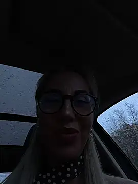 LisaMurr online show from 7, 4, 2026