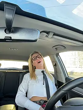 Snapshot of LisaMurr chatting on 21, 2, 2026 LisaMurr online show from 21, 2, 2026