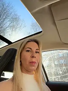 Snapshot of LisaMurr chatting on 25, 2, 2026 LisaMurr online show from 25, 2, 2026