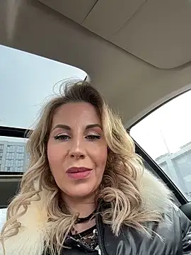 LisaMurr online show from 8, 3, 2026