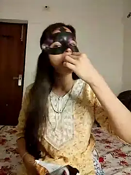 cute girl 29 online show from 9, 5, 2026