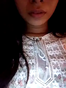 cute girl 29 online show from 31, 7, 2026