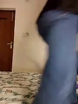 cute girl 29 online show from 11, 6, 2026