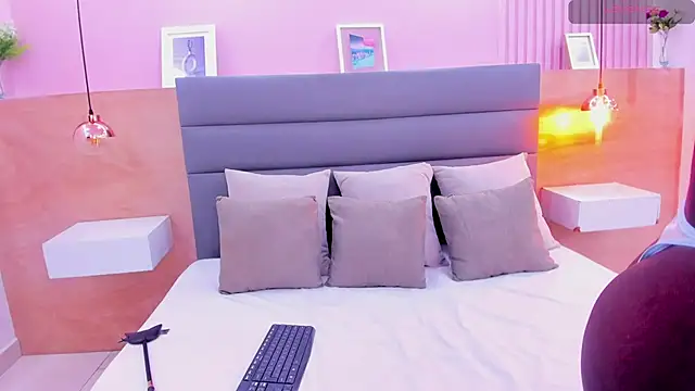 ivonne duval online show from 14, 4, 2026