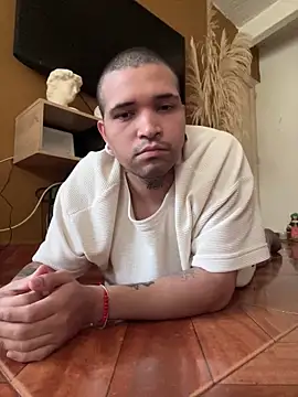 Simone026 online show from 25, 2, 2026