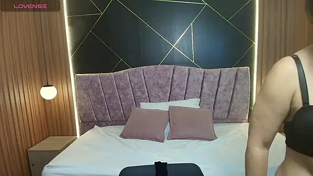 Snapshot of MoriahStorm chatting on 3, 3, 2026 MoriahStorm online show from 3, 3, 2026