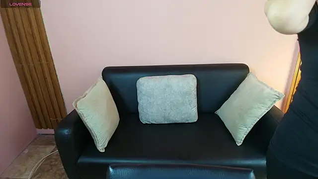 Snapshot of MoriahStorm chatting on 4, 4, 2026 MoriahStorm online show from 4, 4, 2026