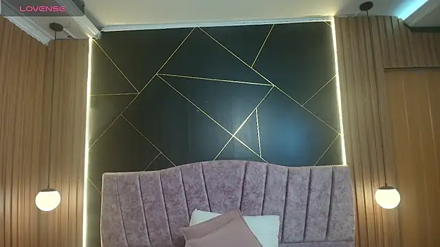 Snapshot of MoriahStorm chatting on 25, 3, 2026 MoriahStorm online show from 25, 3, 2026