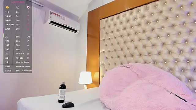 IsabellaaLux  online show from 22, 3, 2026