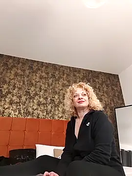 LaireeFelini online show from 1, 3, 2026