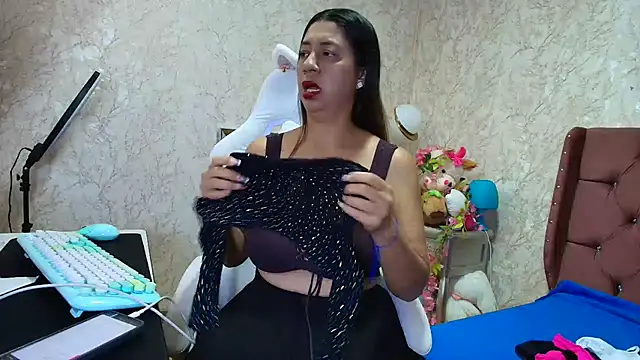SelinaRussell online show from 26, 5, 2026