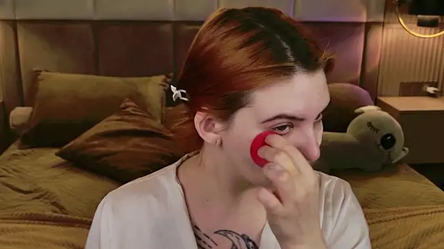 Melanie Stouns online show from 4, 3, 2026