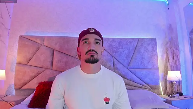 Snapshot of SavageCross1 chatting on 21, 2, 2026 SavageCross1 online show from 21, 2, 2026