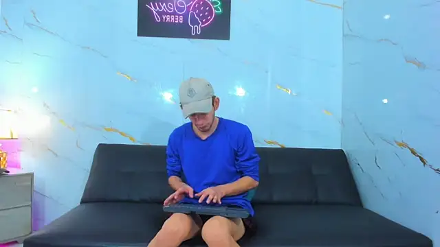 Spicy guys online show from 14, 3, 2026