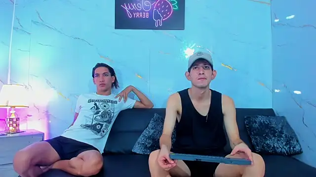 Snapshot of Spicy_guys chatting on 2, 3, 2026 Spicy guys online show from 2, 3, 2026