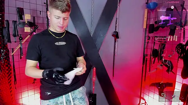 Snapshot of MrJustin_Brianna_BDSM chatting on 21, 2, 2026 MrJustin Brianna BDSM online show from 21, 2, 2026