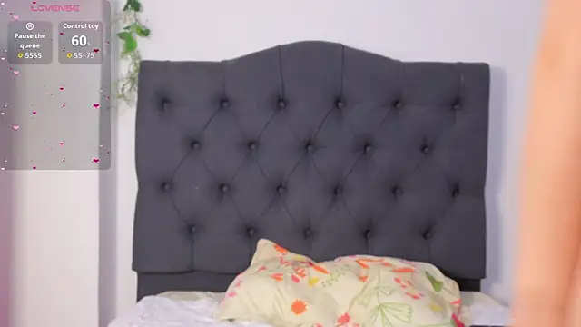 AmyKiss  online show from 10, 7, 2026