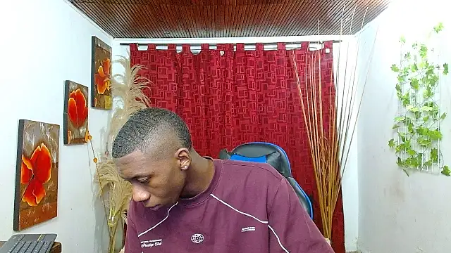 Snapshot of milo018 chatting on 22, 2, 2026 milo018 online show from 22, 2, 2026