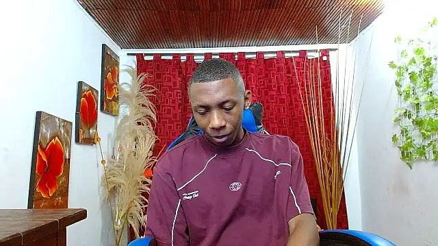 Snapshot of milo018 chatting on 23, 2, 2026 milo018 online show from 23, 2, 2026