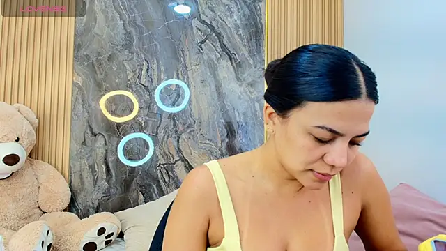 scarlett lumi online show from 31, 3, 2026