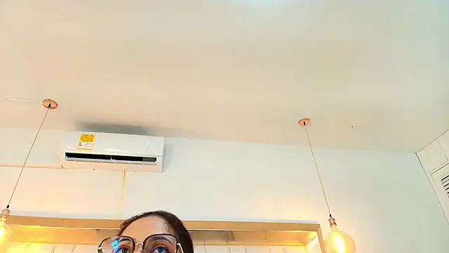 Snapshot of AzulMaveric chatting on 6, 6, 2026 AzulMaveric online show from 6, 6, 2026
