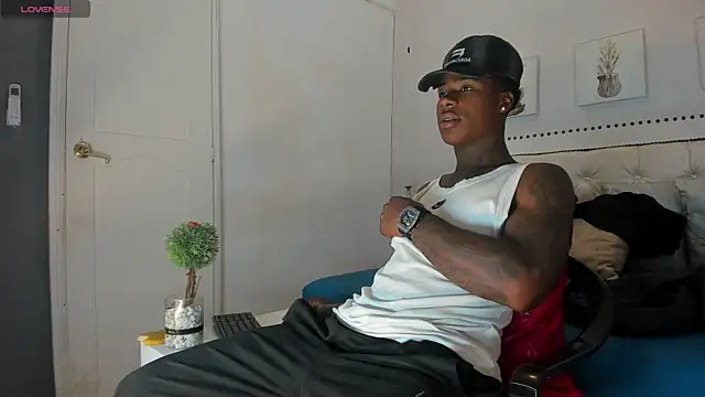 Snapshot of toower_ chatting on 25, 2, 2026 toower online show from 25, 2, 2026