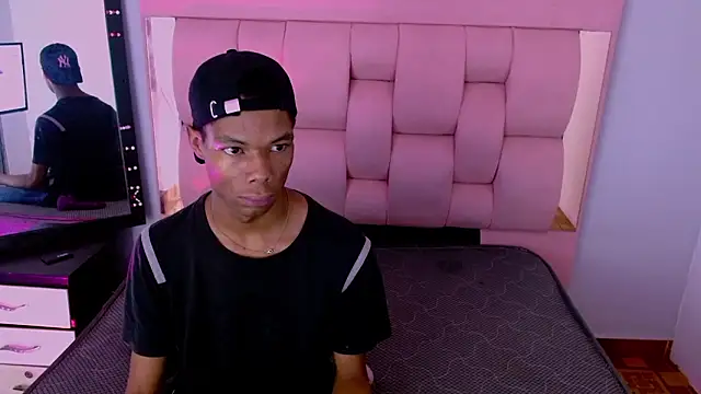 Snapshot of Santiago_Ortiz_ chatting on 1, 3, 2026 Santiago Ortiz online show from 1, 3, 2026