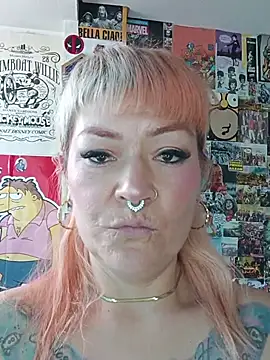 Snapshot of lady_polka chatting on 1, 3, 2026 lady polka online show from 1, 3, 2026