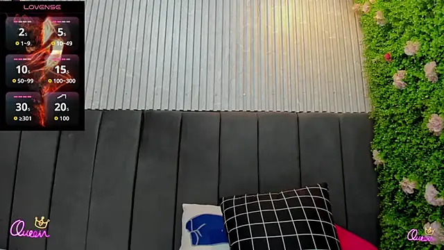 Camila Tits online show from 10, 5, 2026
