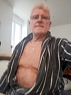 olivbisoumis online show from 18, 2, 2026