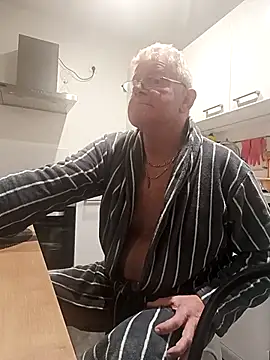 olivbisoumis online show from 21, 2, 2026